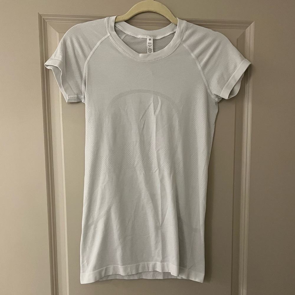 Lululemon Tech Short Sleeve Shirt 2.0